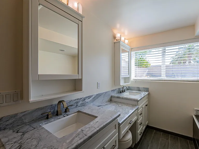 6341 N 82nd Way — Photo 46
