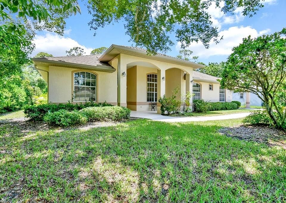1st image of 8044 Desoto Woods Dr