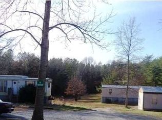 1035 Fanny White Rd, Dillwyn, VA 23936