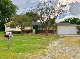 12 S Fish Lake St, Valparaiso, IN 46385