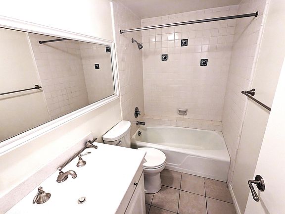 5th image of 960 San Pasqual St #206-206-206