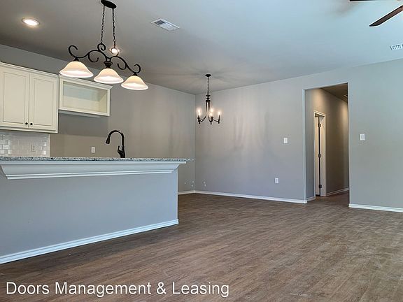 4th image of 1217 Preston Trl #B