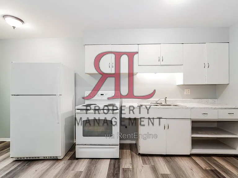 1662 Hillcrest Ave — Photo 11