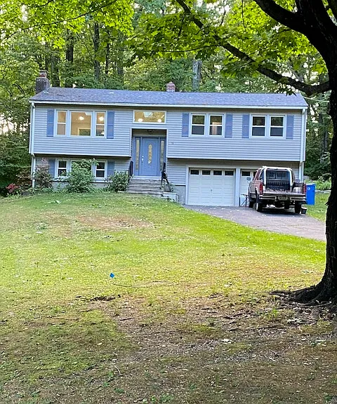 FRONT OF HOUSE