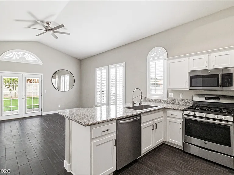 9523 Observer St — Photo 10