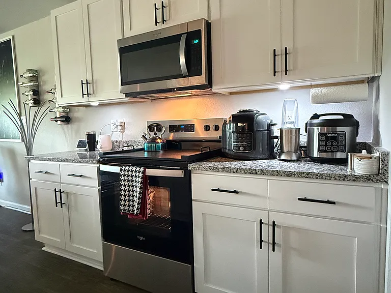 11429 Elemis Dr — Photo 32