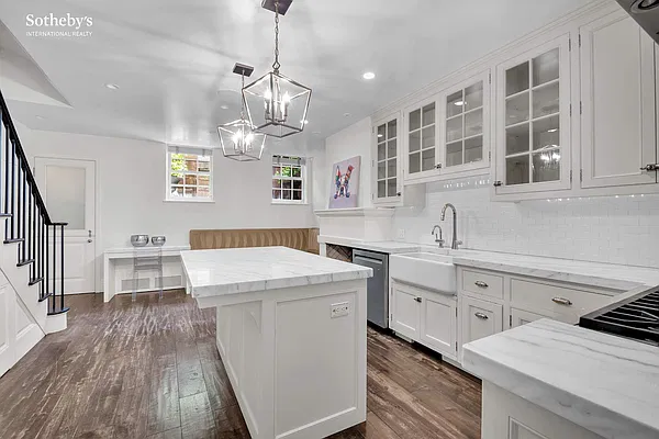 Rented by Sotheby's International Realty | media 13
