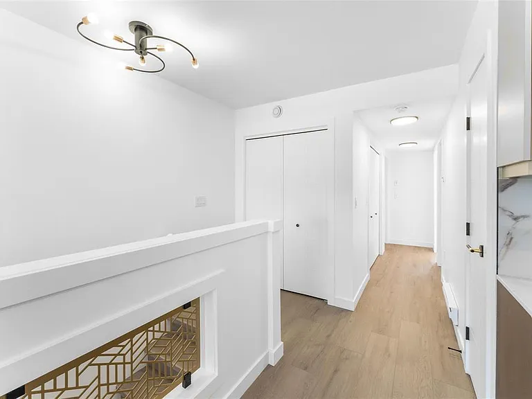 115 Blenheim Ave — Photo 26