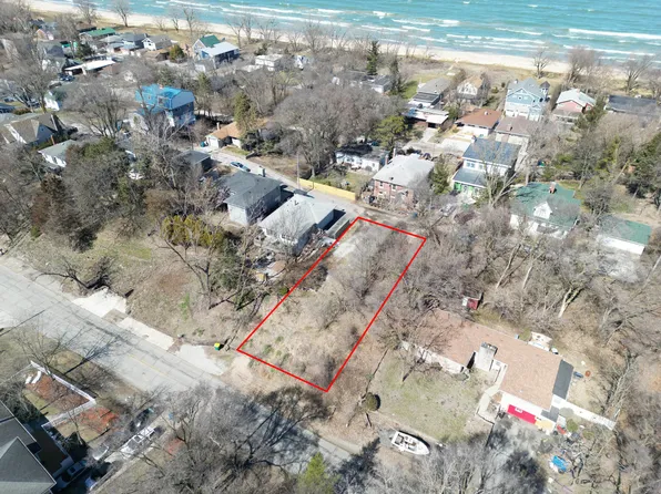 8724 Oak Ave, Gary, IN 46403