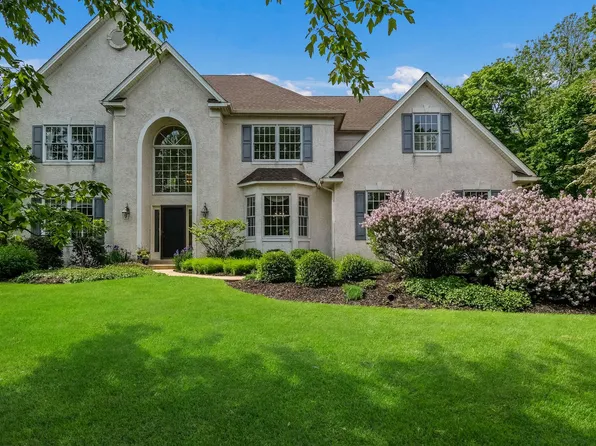 622 Covered Bridge Ln, Doylestown, PA 18901