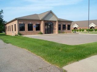 7281 Grand River Rd, Brighton, MI 48114