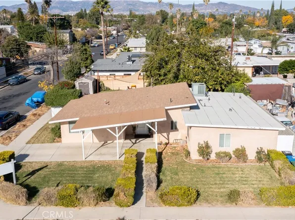 19467 Stagg St, Reseda, CA 91335