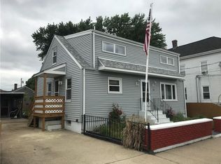 82 Draper St, Pawtucket, RI 02861