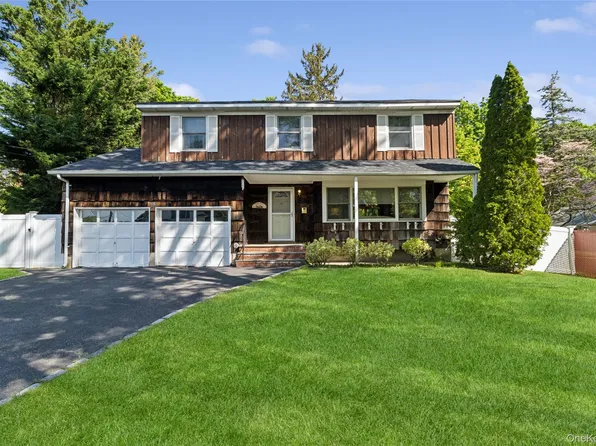 126 Carley Avenue, Huntington, NY 11743