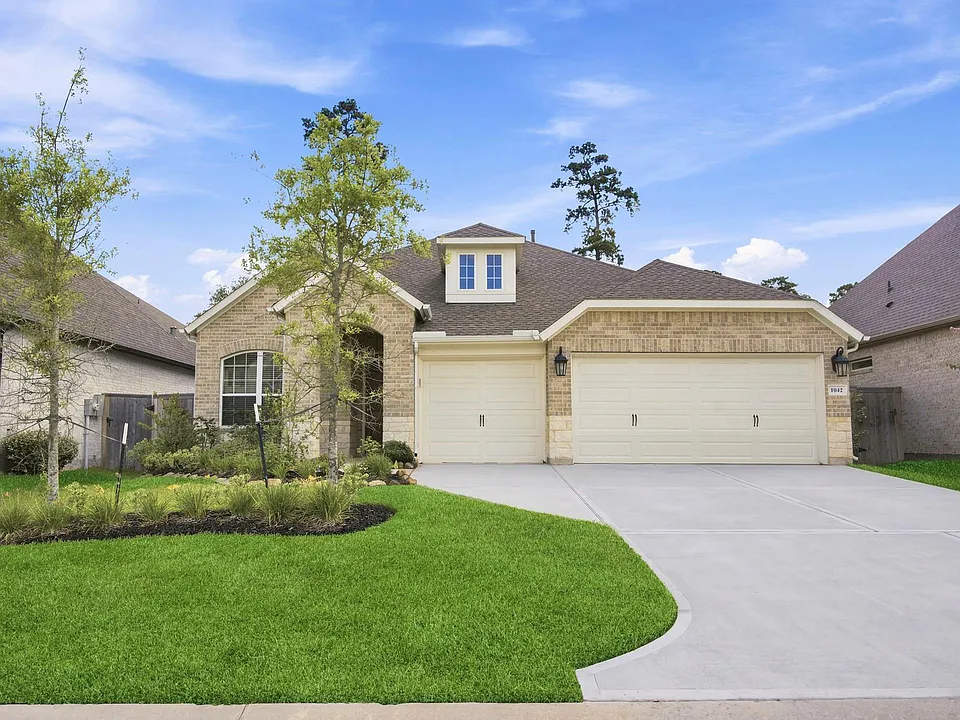 1042 Windy Creek Path