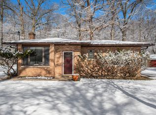 6629 East Rd, Three Oaks, MI 49128