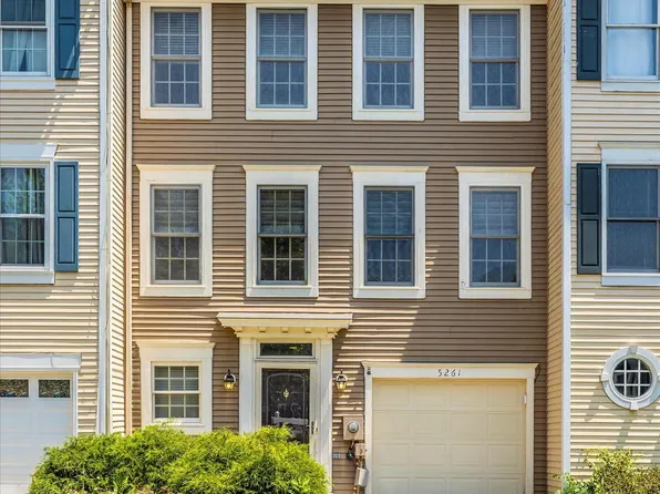 5261 Bamburg Ct, Frederick, MD 21703