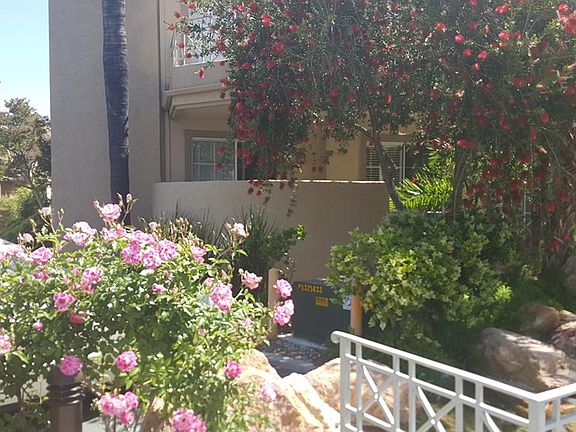 2nd image of 23705 Del Monte Dr Unit 239
