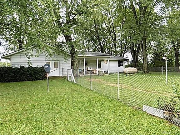 4th image of 6882 White Springs Dr