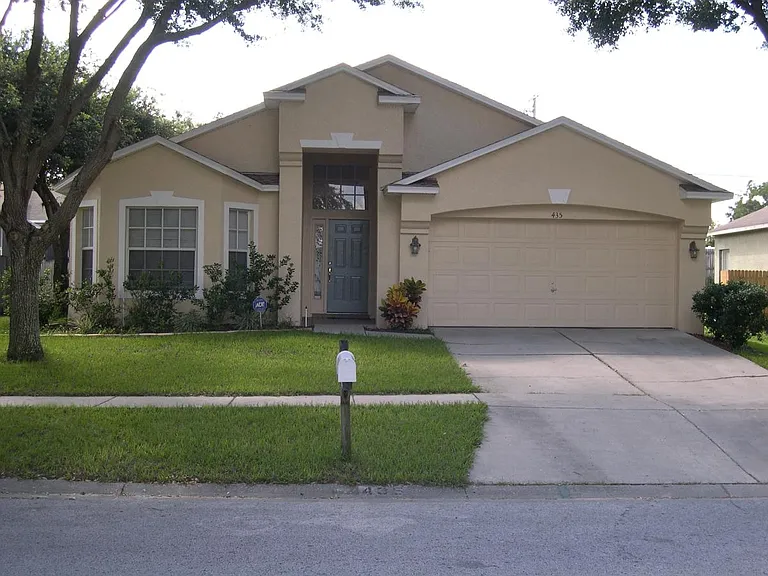 435 Country Vineyard Dr — Photo 1