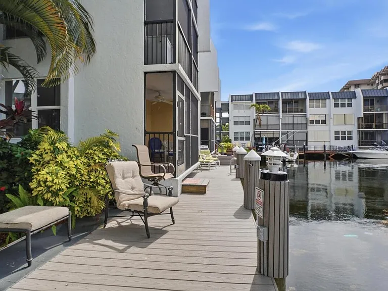 777 S Federal Hwy #104-L — Photo 17