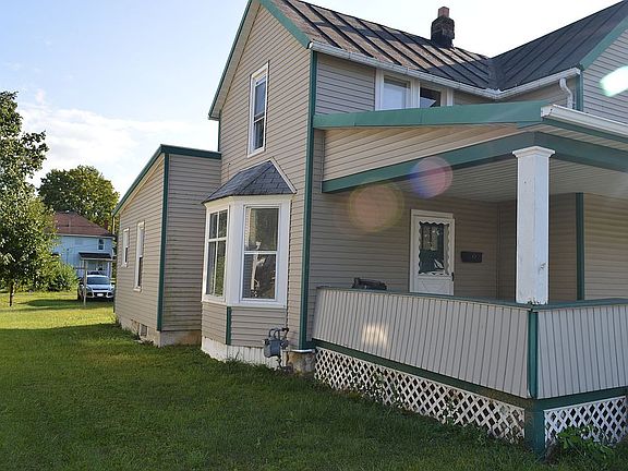 2nd image of 28 Plum Ave