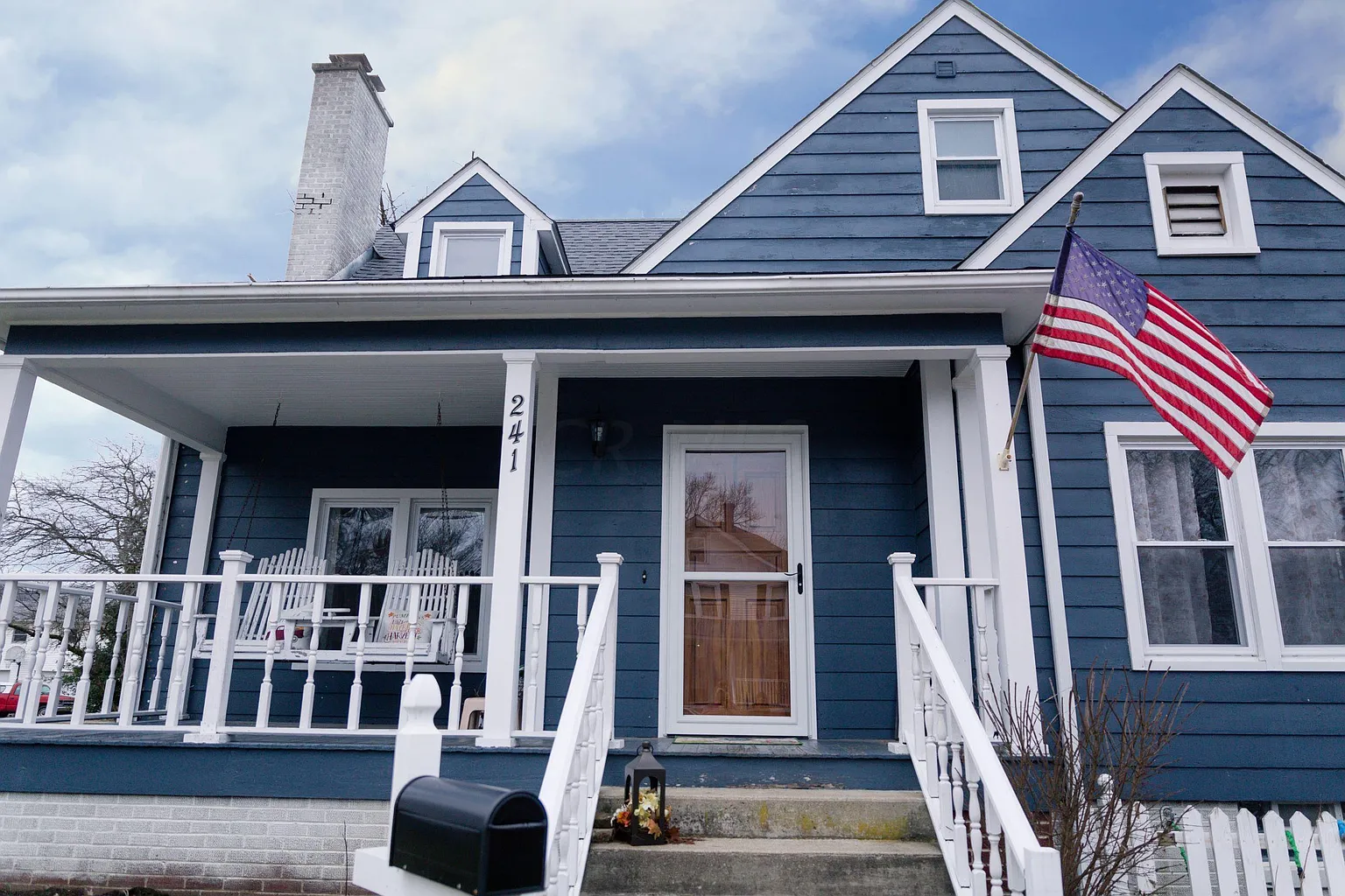 241 Fort St photo 1