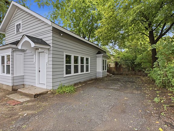 2nd image of 25 Redman Pl