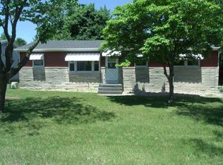 903 E Culver Rd, Knox, IN 46534