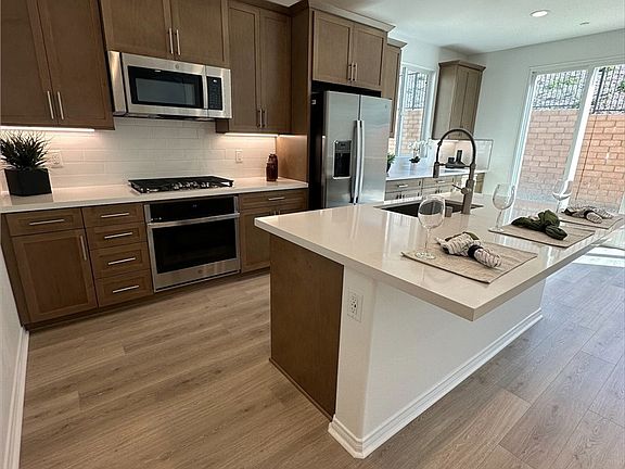 4th image of 23790 Moonrise Ct