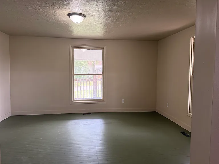 600 W Cave St — Photo 10