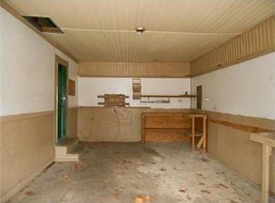 4th image of 109 Cherry St