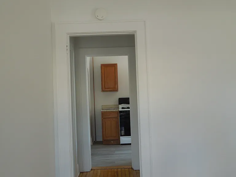 Glenwood Rd — Photo 3