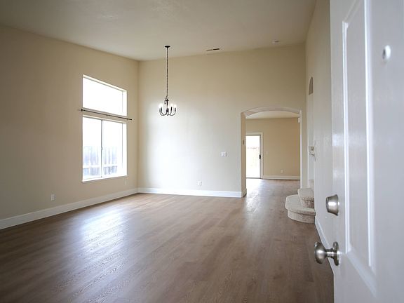 2nd image of 6468 Eagle Ridge Dr
