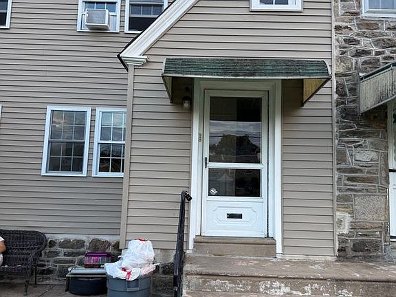5th image of 3210 Tyson Ave Floor 1