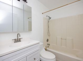 5280 Allison Ln, Riverside, CA 92509