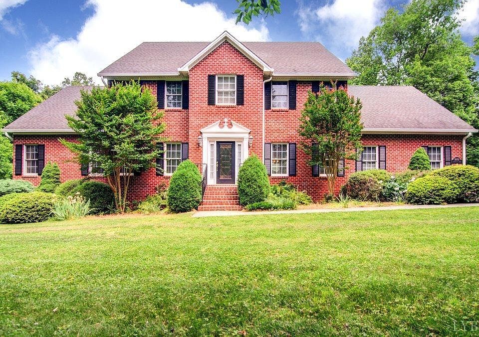 1st image of 1035 Lakepointe Dr Lot 29