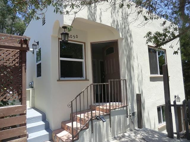 Adorbs canyon home