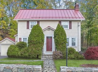 69 Trapelo Rd, Waltham, MA 02452