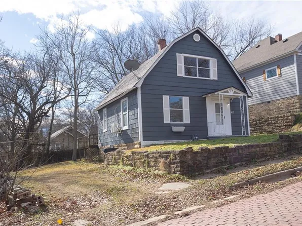 415 Westminster Pl, Independence, KS 67301