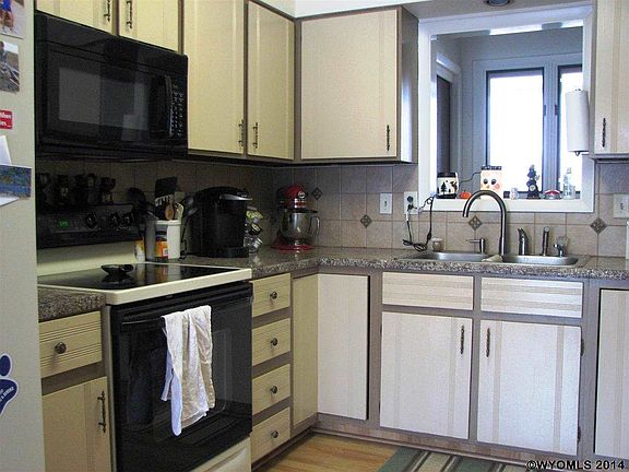 5th image of 1009 Laredo Dr