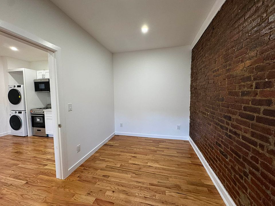 1st image of 152 Sherman Ave APT 58
