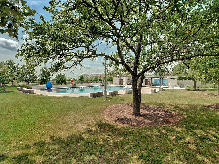 2806 Moreno St — Photo 27
