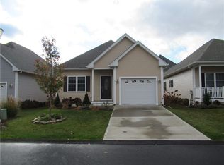 6 Daisy Ln, Coventry, RI 02816