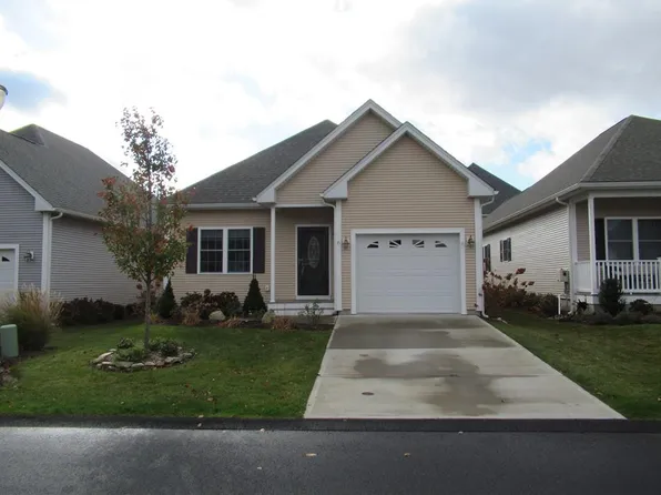 6 Daisy Ln, Coventry, RI 02816