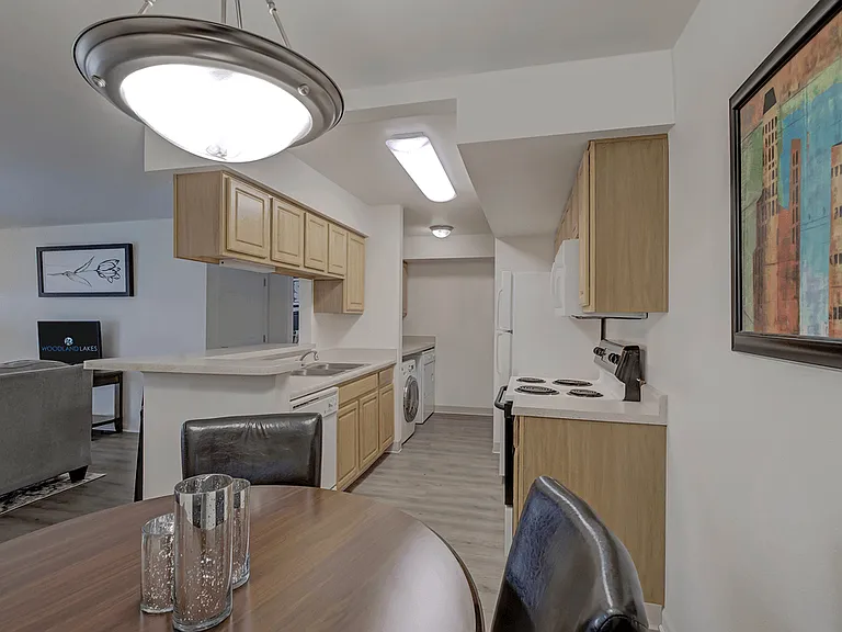 Woodland Lakes Apartments — Photo 5