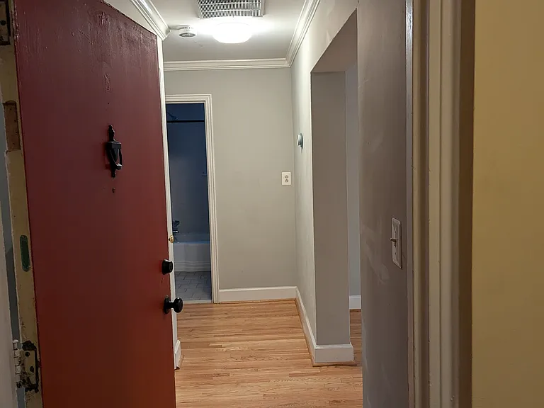 516 Thayer Ave #2 — Photo 2