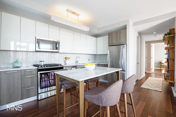 Rented by MNS Marketing | media 34