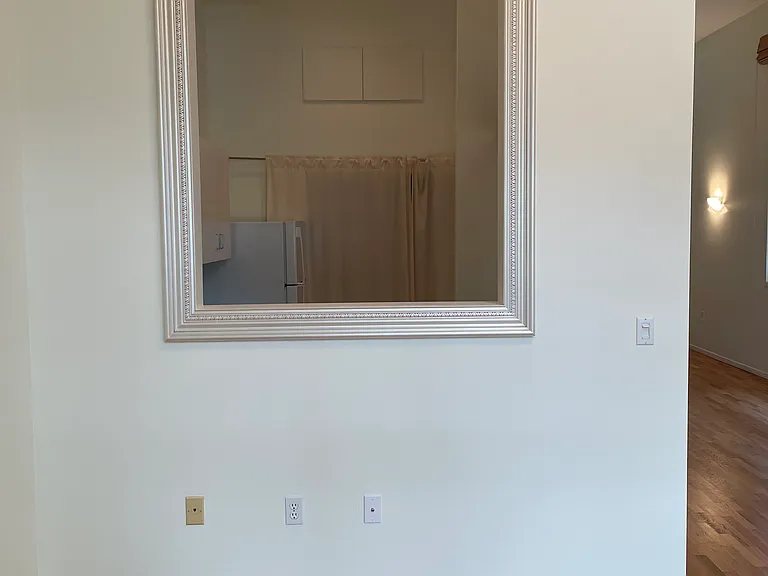 1009 NW Hoyt St #111 — Photo 10