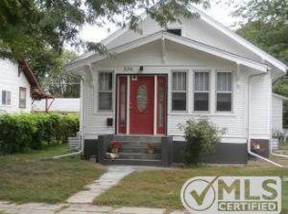 536 Frank Ave SE, Huron, SD 57350
